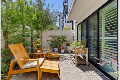 11618 Colfax Meadow Lane, Los Angeles, CA 91604 - Photo 4
