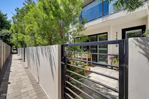 11618 Colfax Mdw Ln, Los Angeles, CA 91604 - Photo 2