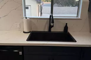 1075 Chevron Ct, Pasadena, CA 91103 - Photo 8