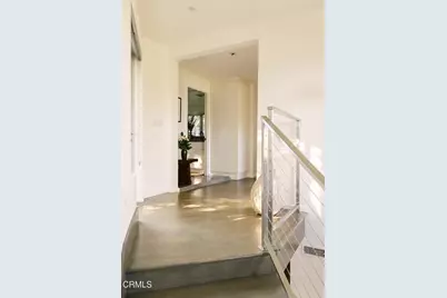8008 Jorderr Avenue, Los Angeles, CA 90046 - Photo 12