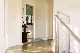 8008 Jorderr Ave, Los Angeles, CA 90046 - Photo 12