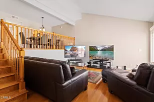 18409 Collins St, Los Angeles, CA 91356 - Photo 8