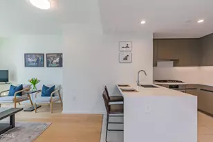 889 Francisco St, Los Angeles, CA 90017 - Photo 20
