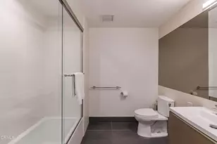 889 Francisco St, Los Angeles, CA 90017 - Photo 28