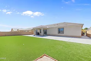 12324 Verano St, Victorville, CA 92392 - Photo 16