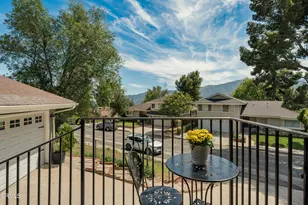 3615 Los Amigos St, Glendale, CA 91214 - Photo 36