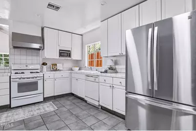 4292 Mesa Vista Drive, La Canada Flintridge, CA 91011 - Photo 12