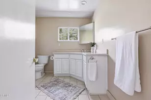4292 Mesa Vista Dr, La Canada Flintridge, CA 91011 - Photo 20
