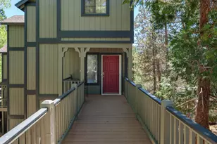 568 Silver Tip Dr, Big Bear Lake, CA 92315 - Photo 2