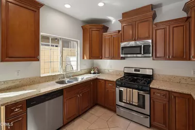 9104 Florence Avenue, Downey, CA 90240 - Photo 10