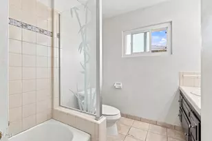 905 W La Canada Verdugo Rd, Pasadena, CA 91103 - Photo 22