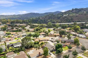 905 W La Canada Verdugo Rd, Pasadena, CA 91103 - Photo 40