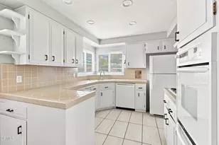 905 W La Canada Verdugo Rd, Pasadena, CA 91103 - Photo 12