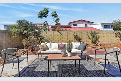 327 W 230th Street, Carson, CA 90745 - Photo 42