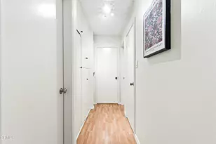 630 E Orange Grove Ave, Burbank, CA 91501 - Photo 10