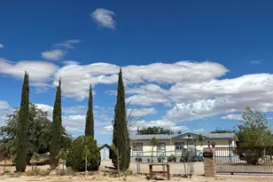 9927 Custer Ave, Lucerne Valley, CA 92356 - Photo 4
