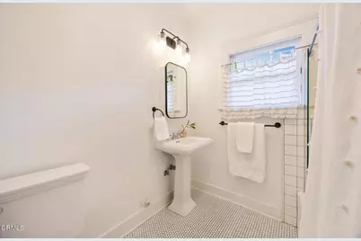 780 N Michigan Avenue, Pasadena, CA 91104 - Photo 16