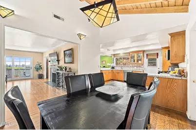 1480 E Glenoaks Boulevard, Glendale, CA 91206 - Photo 14