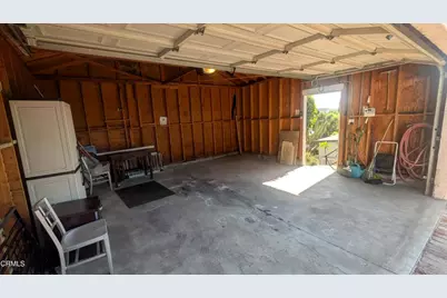 2738 Medlow Avenue, Los Angeles, CA 90065 - Photo 22