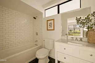 643 1/2 N Hayworth Ave, Los Angeles, CA 90048 - Photo 4