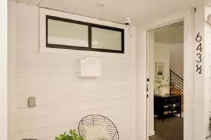 643 1/2 N Hayworth Ave, Los Angeles, CA 90048 - Photo 1