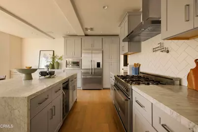 643 1/2 N Hayworth Avenue, Los Angeles, CA 90048 - Photo 12