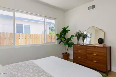 2211 1/8 Casitas Avenue, Altadena, CA 91001 - Photo 12