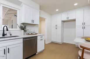 2211 1/8 Casitas Ave, Altadena, CA 91001 - Photo 8