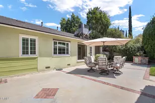 10373 Newhome Ave, Sunland, CA 91040 - Photo 20