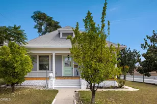 396 N Summit Ave, Pasadena, CA - Photo 2