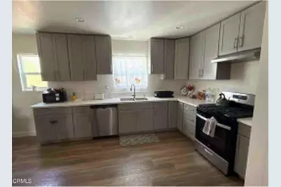 2055 W 80th Street, Los Angeles, CA 90047 - Photo 4