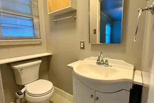 1817 N Rose St, Burbank, CA 91505 - Photo 10