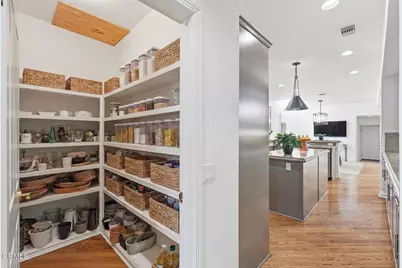 2317 Canyonback Road, Los Angeles, CA 90049 - Photo 22