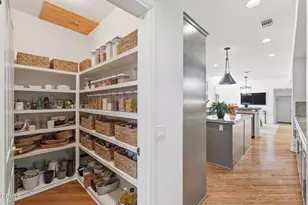 2317 Canyonback Rd, Los Angeles, CA 90049 - Photo 22