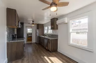 746 W 21st St, San Pedro, CA 90731 - Photo 4