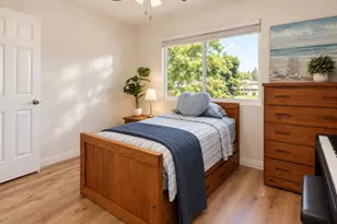 1102 W Calle Del Sol, Azusa, CA 91702 - Photo 14