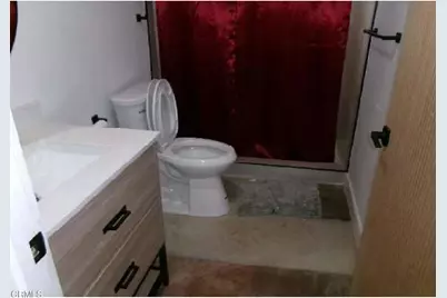 10306 S Vermont Avenue, Los Angeles, CA 90044 - Photo 8