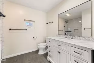 477 S Euclid Ave, Pasadena, CA 91101 - Photo 18