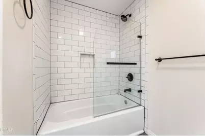 477 S Euclid Avenue #E, Pasadena, CA 91101 - Photo 20