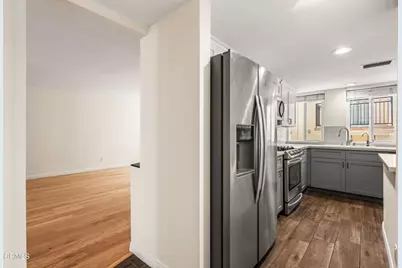 477 S Euclid Avenue #E, Pasadena, CA 91101 - Photo 6