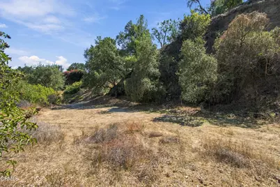 1220 Flintridge Circle, La Canada Flintridge, CA 91011 - Photo 2