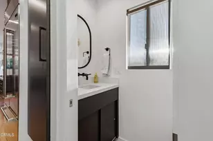 3616 E Chevy Chase Dr, Glendale, CA 91206 - Photo 36
