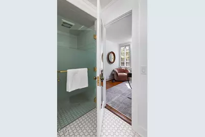 874 S Arroyo Boulevard, Pasadena, CA 91105 - Photo 20