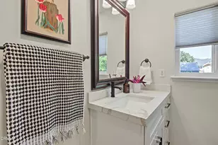7643 Encino Ave, Northridge, CA 91325 - Photo 34