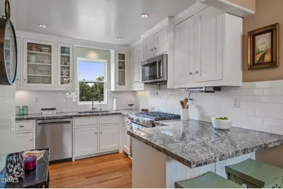 210 Mero Lane, La Canada Flintridge, CA 91011 - Photo 12