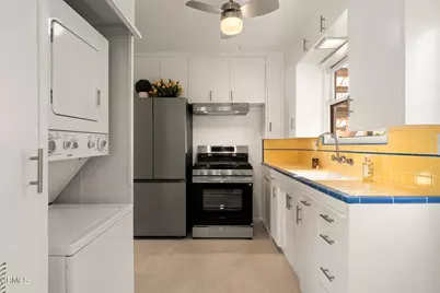1946 E Villa Street, Pasadena, CA 91107 - Photo 8