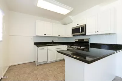 20224 Cohasset Street #9, Winnetka, CA 91306 - Photo 6