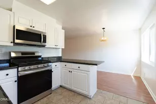 20224 Cohasset St, Winnetka, CA 91306 - Photo 8