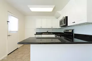 20224 Cohasset St, Winnetka, CA 91306 - Photo 10