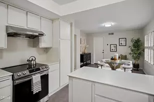 739 Starlight Heights Dr, La Canada Flintridge, CA 91011 - Photo 16